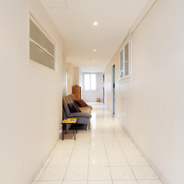 Cannes: Croisette Quartier Martinez - 90m² - Appartement 2 Chambres - 9