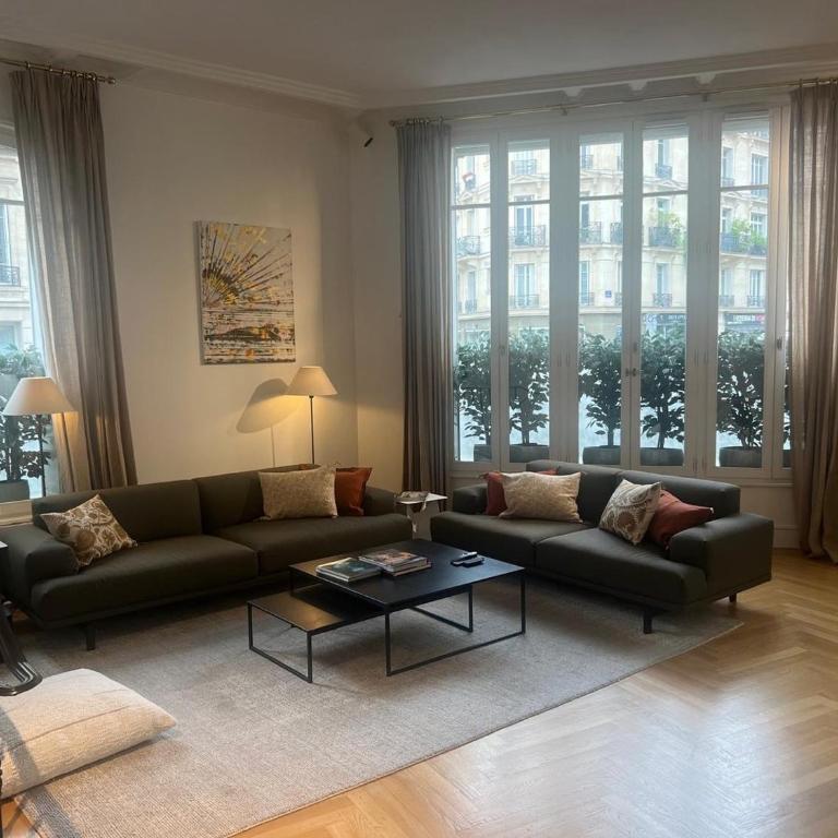 GuestReady - Luxurious Charm near Arc de Triomphe - Maison 2 Chambres - 1