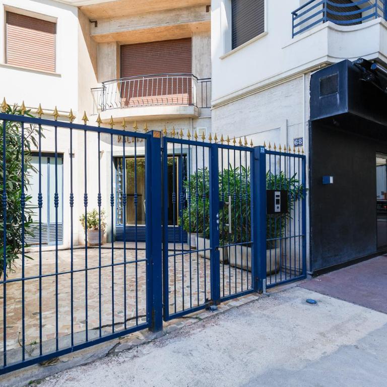 Cannes: Croisette Quartier Martinez - 90m² - Appartement 2 Chambres - 17