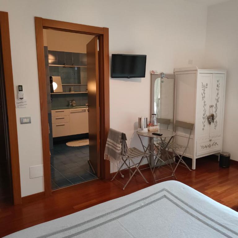 Vistazzurra B&B - Camera Tripla con Bagno Privato - 23