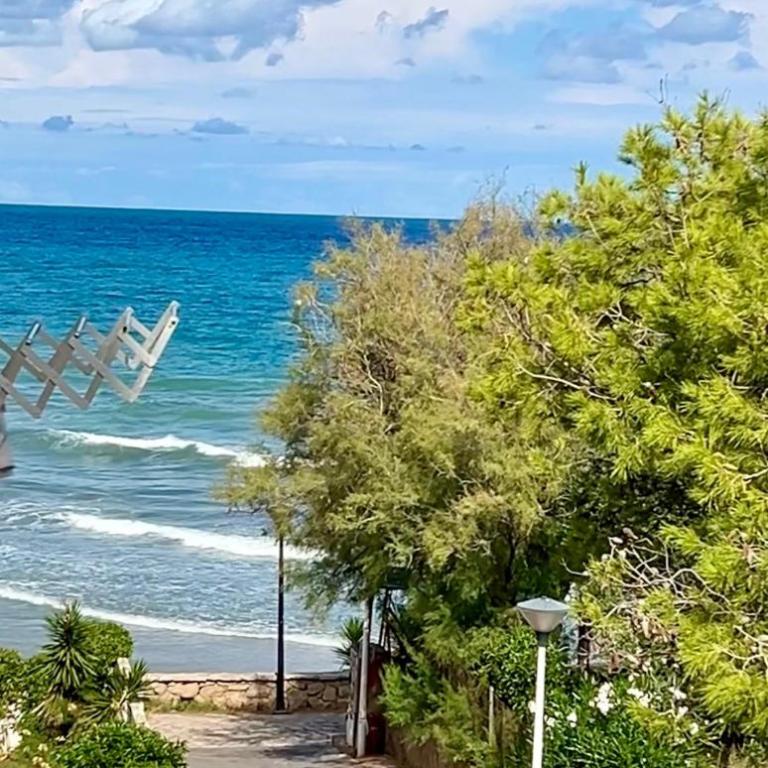 Sweet Escape Beachfront Apartment - Apartamento de 2 dormitorios con balcón y vistas al mar - 22