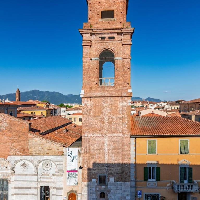 cvr 8- 3 rooms with views - near the Tower - Appartamento con 3 Camere da Letto - 31