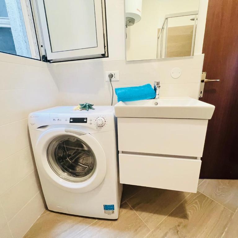 Residence Tivoli - One-Bedroom Apartment - 4