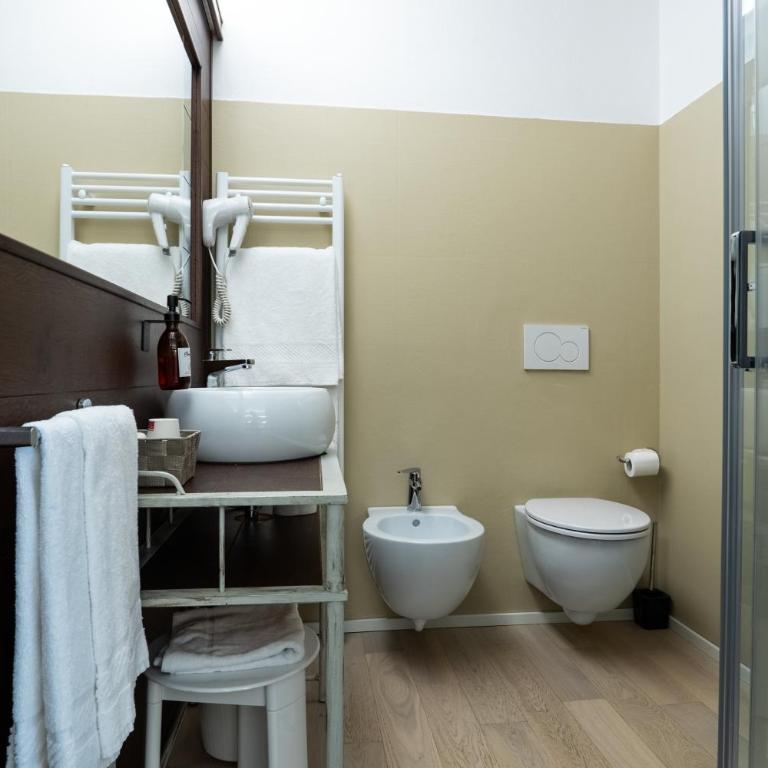 Hotel Italia - Camera Tripla - 5