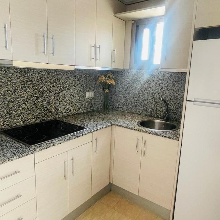 Cozy apartment in Benidorm - Apartamento de 1 dormitorio - 8