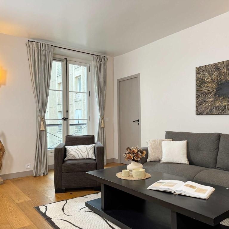 Saint Germain des Pres - Prestige apartment with lift for 6 - Appartement - 3