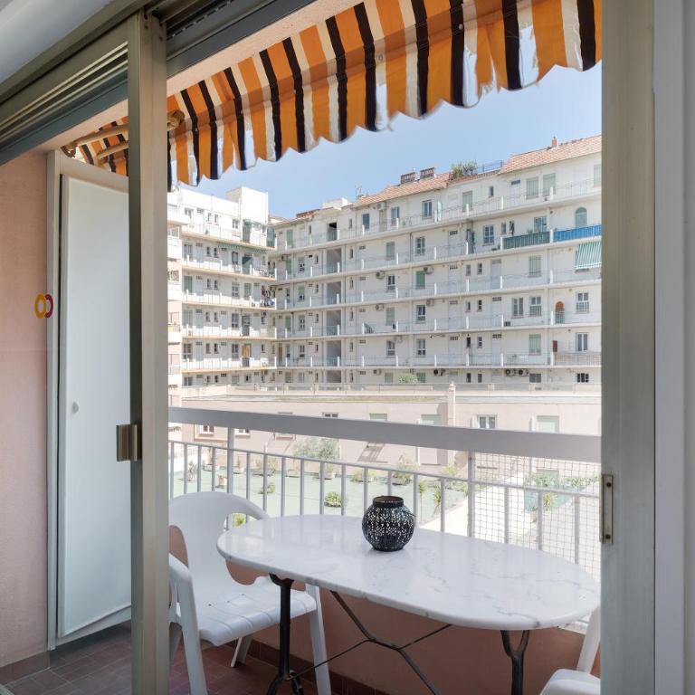Eden docteur HOCHET 100 m des plages 3 couchages ou 4 si 2 enfants - Appartement - 5