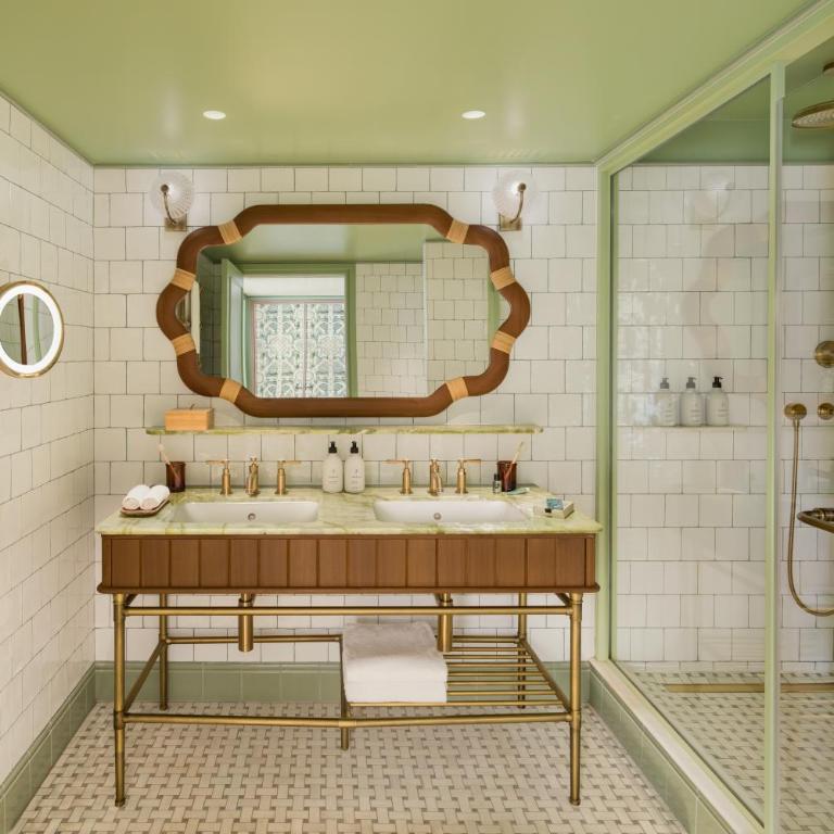 La Fantaisie - Suite - 1