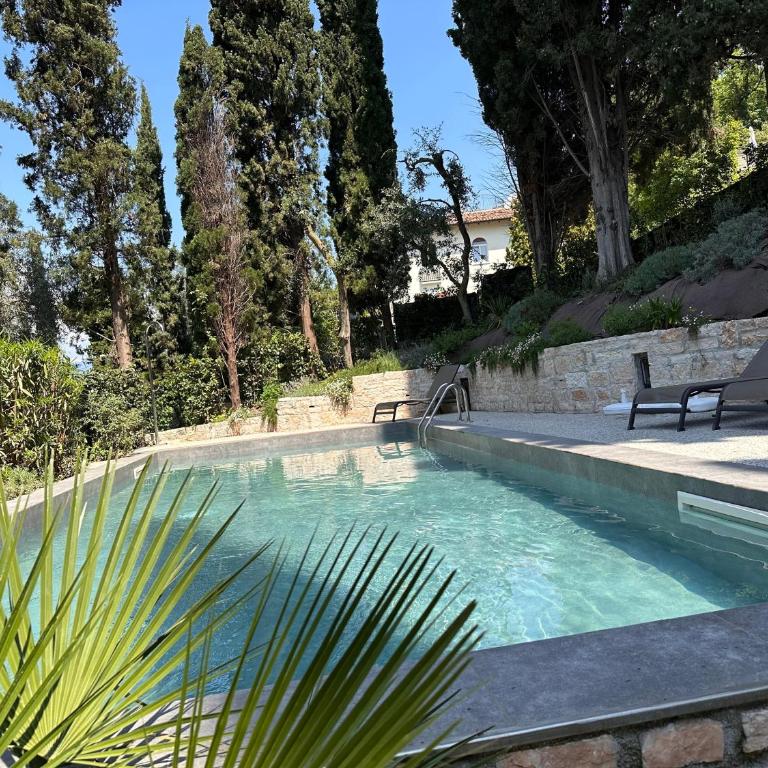 3 Zimmer Apartment am Gardasee mit traumhaften Seeblick und Pool in Torri del Benaco - Appartamento - 5