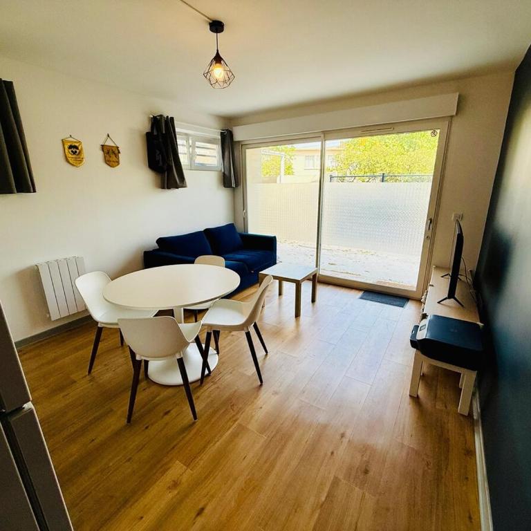 "Arago" Grande maison familiale proche des plages - Maison 8 Chambres - 35