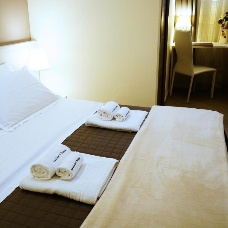 B&B President's Home - Camera Matrimoniale/Doppia con Letti Singoli con Letto Supplementare - 21
