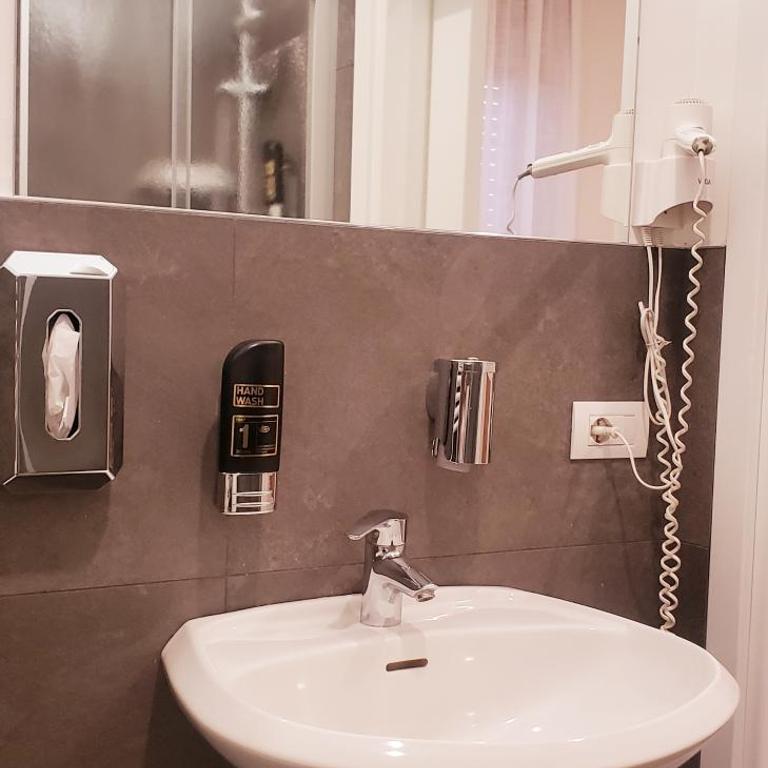 Hotel Cantaleone - Chambre Familiale - 3