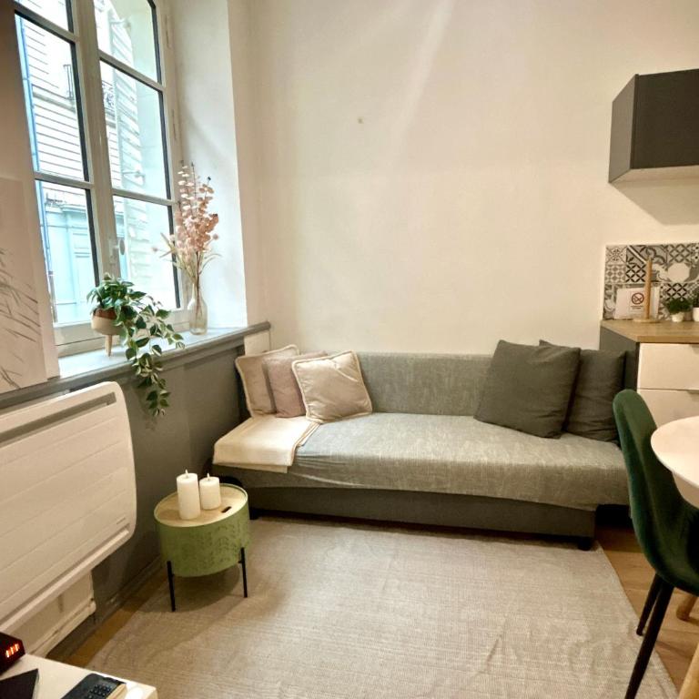 Au Coeur de Nantes - idealement situé Studio tout confort avec chambre separée - Apartment mit 1 Schlafzimmer - 2