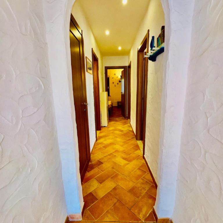 Villa Delle Rose - Casa Vacanze con 3 Camere da Letto - 3