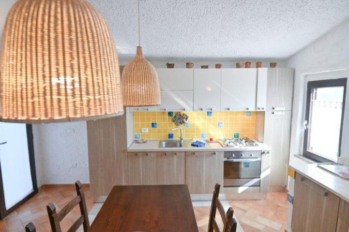 Villa Delle Rose - Casa Vacanze con 3 Camere da Letto - 35