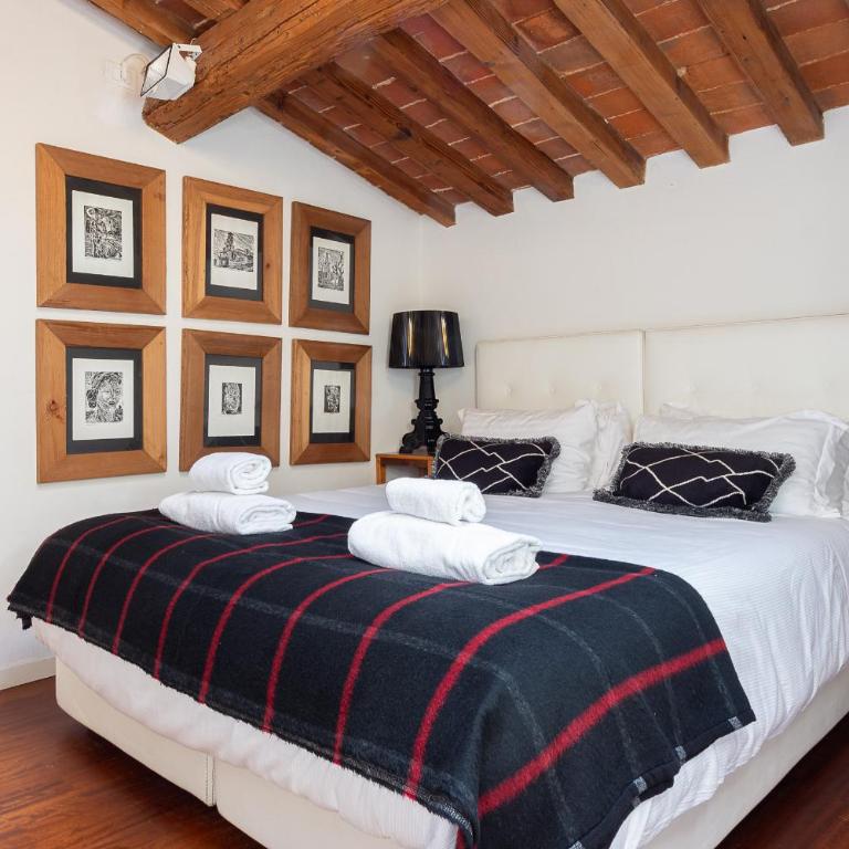 Elegant Dome Apartment in the Heart of Florence - Two-Bedroom Apartment - 26