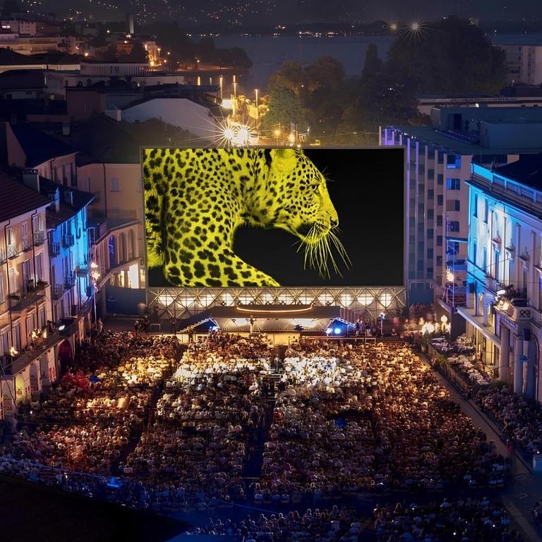 Locarno Center - Free Parking, Netflix and WiFi - Appartamento con 1 Camera da Letto - 38