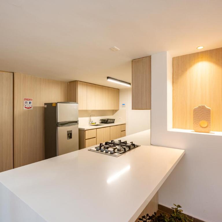 5BR Poblado Villa close to Lleras Jacuzzi Cinema AC - Villa - 25
