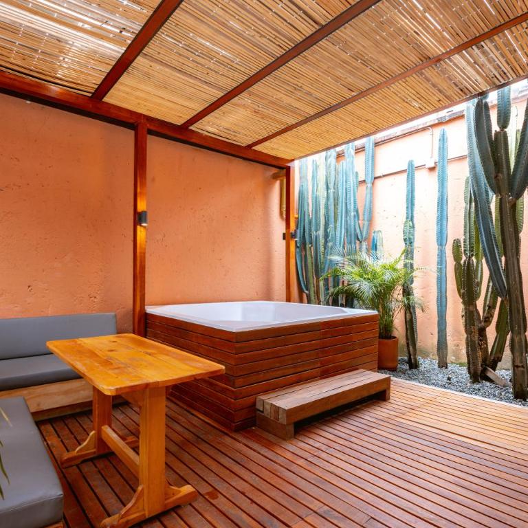 5BR Poblado Villa close to Lleras Jacuzzi Cinema AC - Villa - 39