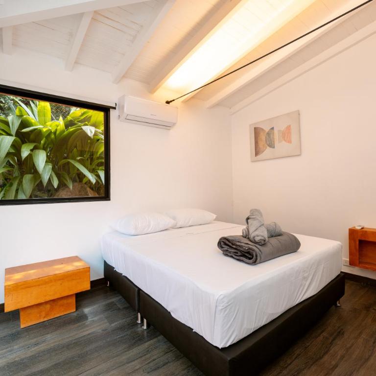 5BR Poblado Villa close to Lleras Jacuzzi Cinema AC - Villa - 45