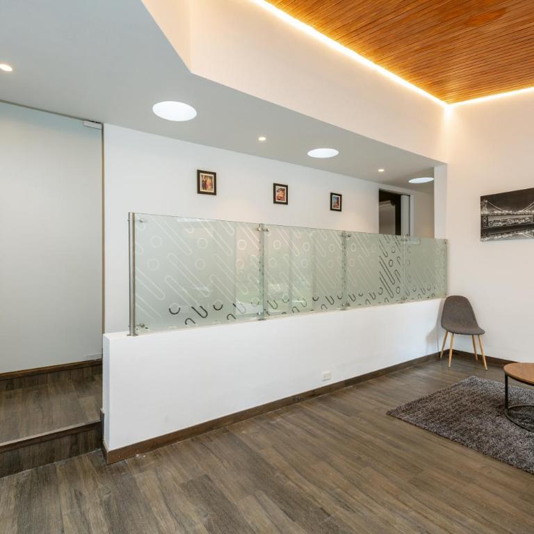 5BR Poblado Villa close to Lleras Jacuzzi Cinema AC - Villa - 50