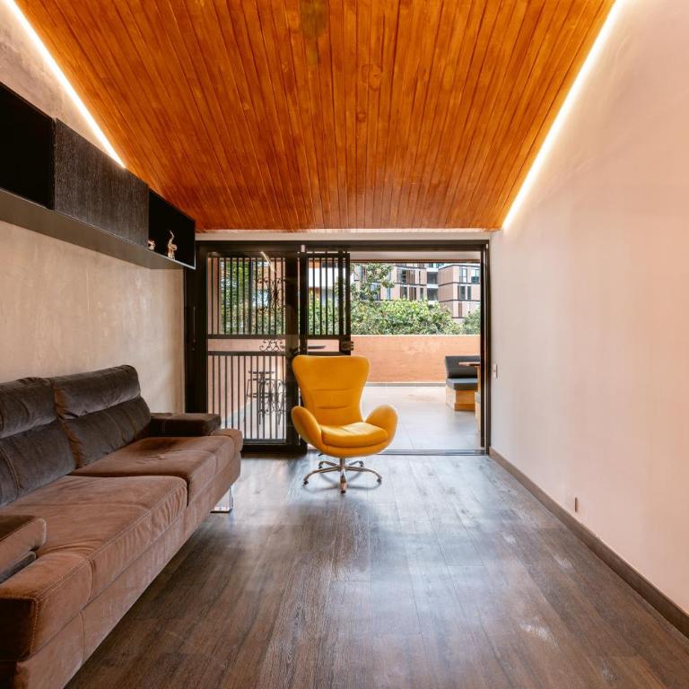 5BR Poblado Villa close to Lleras Jacuzzi Cinema AC - Villa - 52