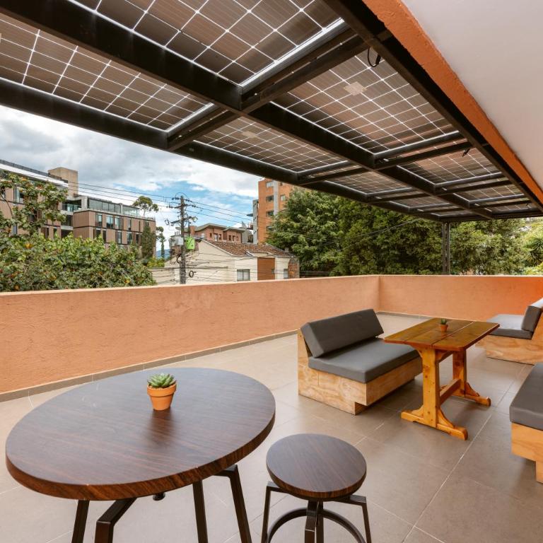 5BR Poblado Villa close to Lleras Jacuzzi Cinema AC - Villa - 79