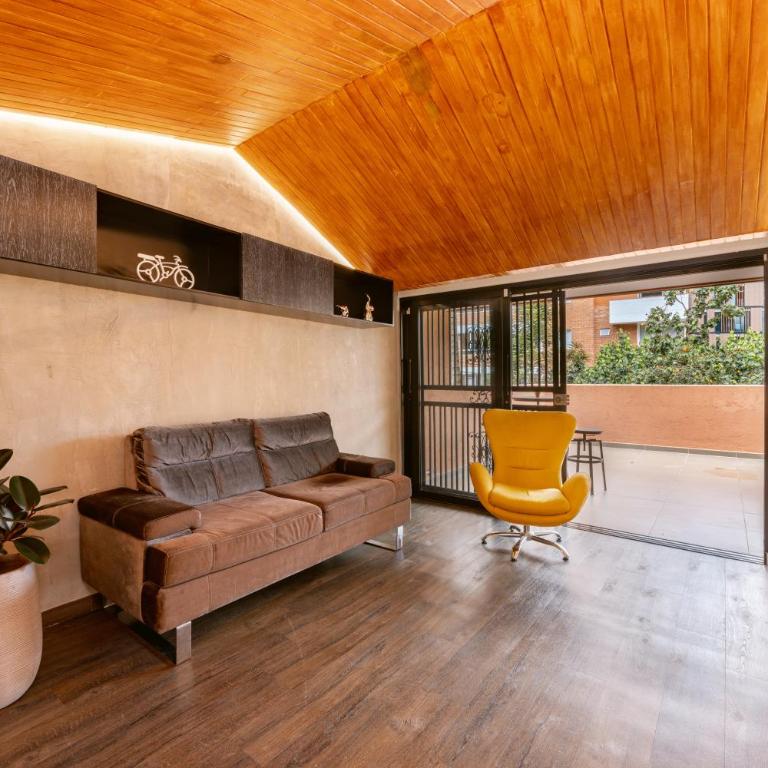 5BR Poblado Villa close to Lleras Jacuzzi Cinema AC - Villa - 85