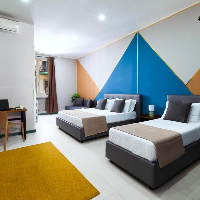 ROYAL ROOMS STATION NAPOLI - Camera Familiare con Bagno Privato - 16