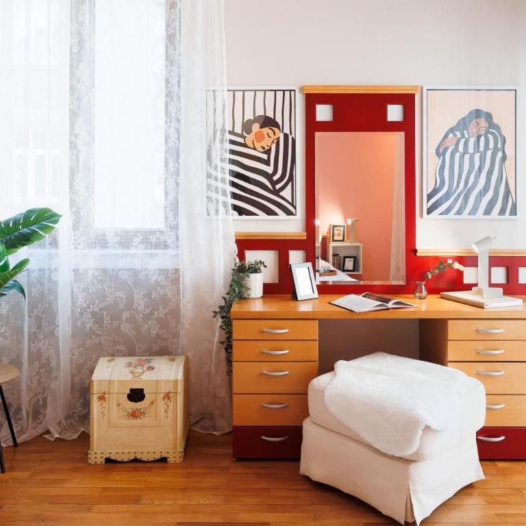 Colored Happiness 115m2 with Balcony Old Town - Three-Bedroom Premium Apartment with Balcony - 40