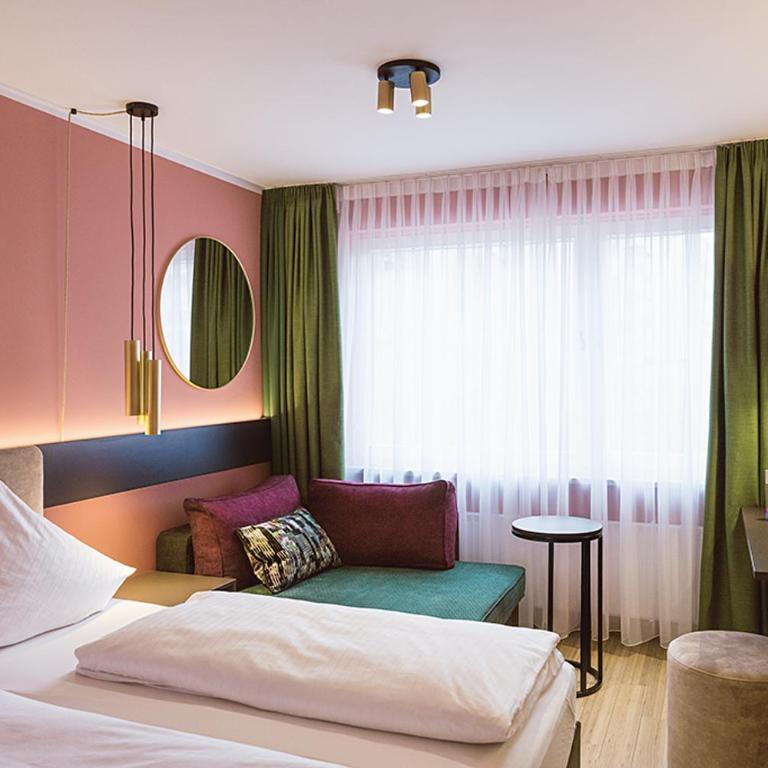 Westend Hotel (non-smoking) - Doppel- oder Zweibettzimmer - 3