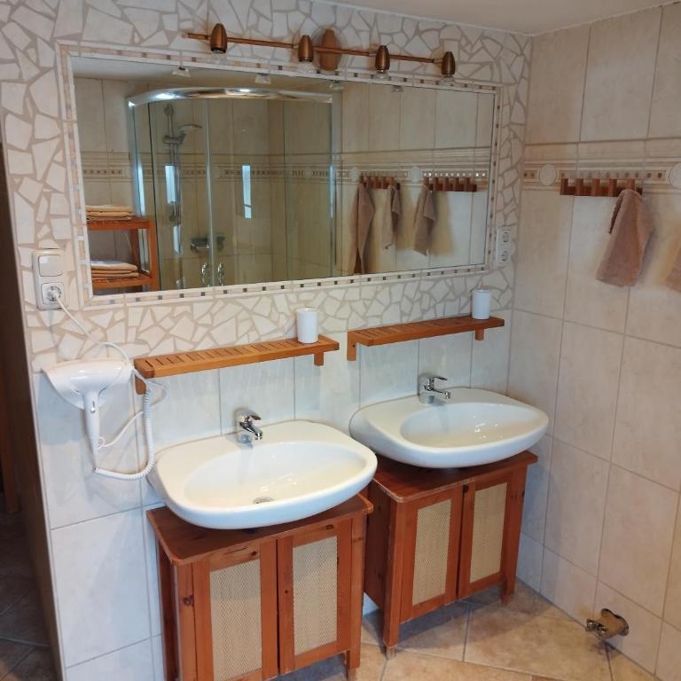 Ferienwohnung Höllisch - Apartment - 10