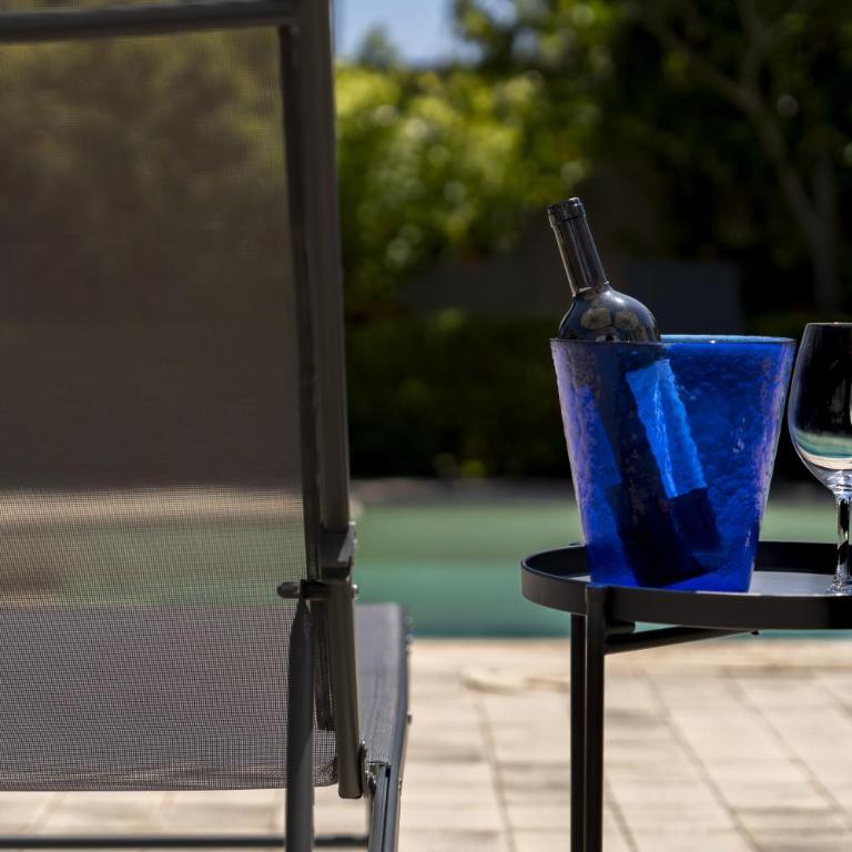 Villa Sandoval - Junior Suite with Pool View - 10