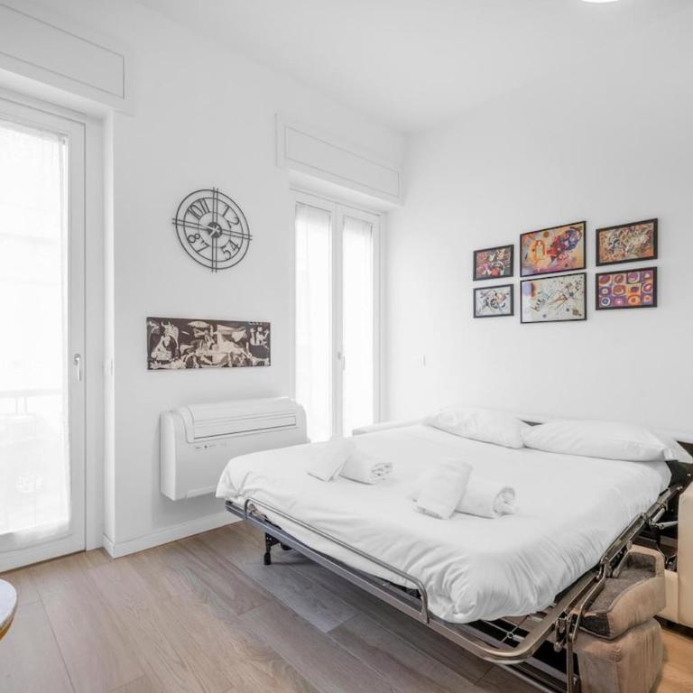 Bilocale vicino tram 2, smart TV e internet veloce - Appartamento con 1 Camera da Letto - 4