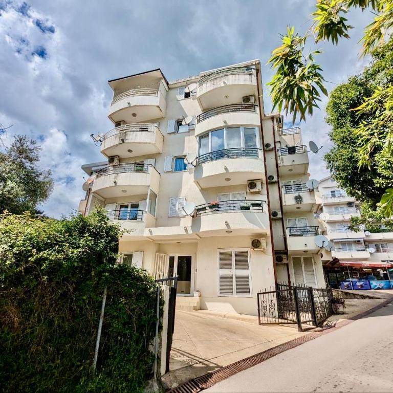 Budva - Becici - One-Bedroom Apartment - 13