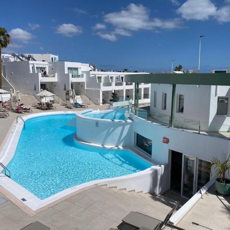 Kikere Studios - Estudio con vistas a la piscina - 2