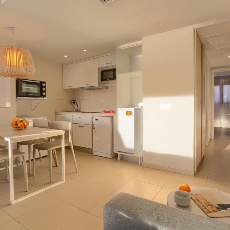 Playa Flamingo Bellavista - One-Bedroom Apartment - 12