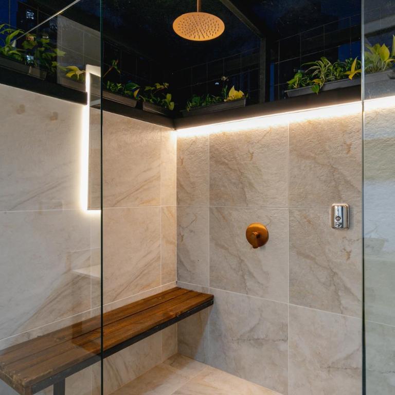 B3 4BR Poblado Penthouse wit AC and Jacuzzi - Apartment - 8