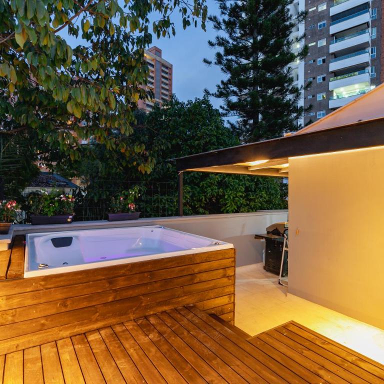 B3 4BR Poblado Penthouse wit AC and Jacuzzi - Apartment - 11