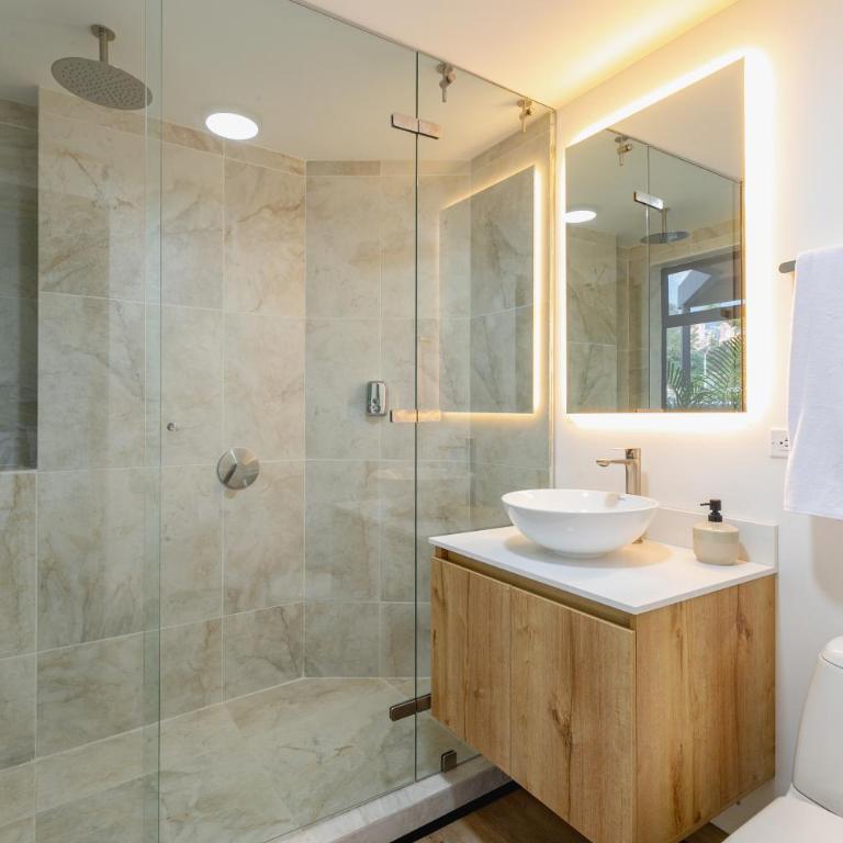 B3 4BR Poblado Penthouse wit AC and Jacuzzi - Apartment - 83