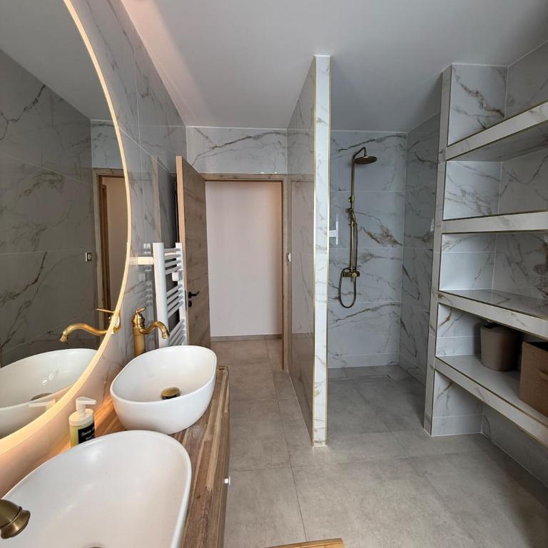 Villa neuve piscine Bali Spa Vue Pyrénées 5 min Cité - Villa mit 3 Schlafzimmern - 31