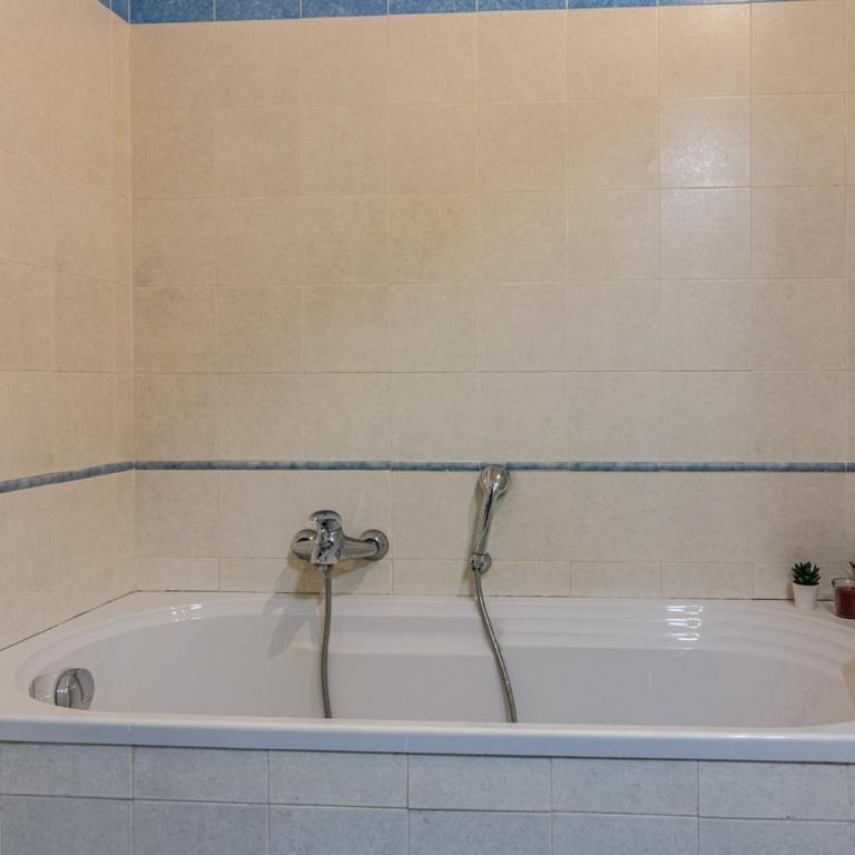 cvr 4- 2 Bedrooms near the Leaning Tower - Appartamento con 2 Camere da Letto - 15
