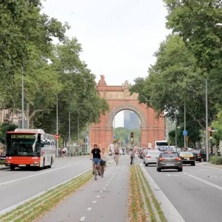 Canela Homes BARCELONA ARC DE TRIOMF - Three-Bedroom Apartment - 6