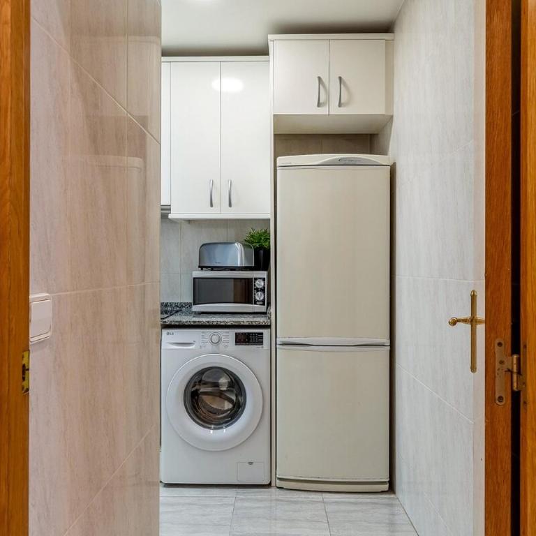 Canela Homes BARCELONA ARC DE TRIOMF - Three-Bedroom Apartment - 14