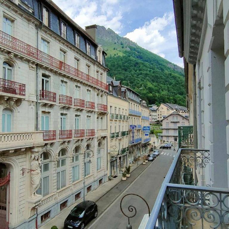 Appartement T2 4 couchages au centre de Cauterets avec ascenseur - FR-1-234-312 - Appartement - 13