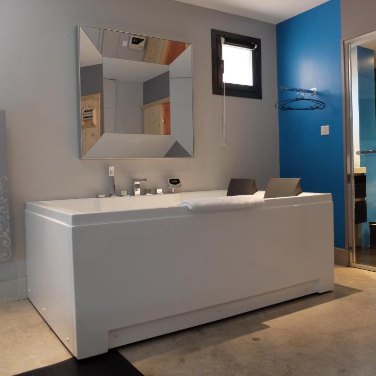 Be Loft B&B Pool & Spa - Chambre Double avec Baignoire Spa et Sauna - 6