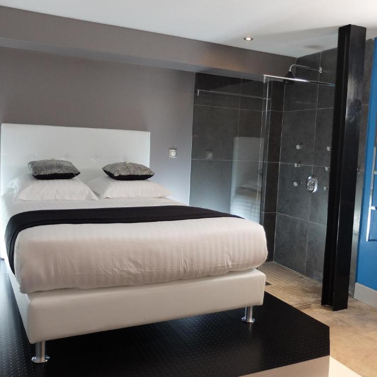 Be Loft B&B Pool & Spa - Chambre Double avec Baignoire Spa et Sauna - 9