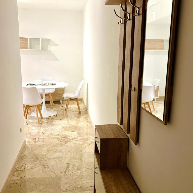 Trastevere Ripa Apartments - Monolocale King con Divano-Letto - 4