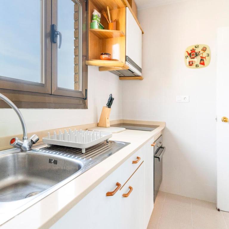 Benidorm-Playa de Levante - Apartamento de 2 dormitorios - 14