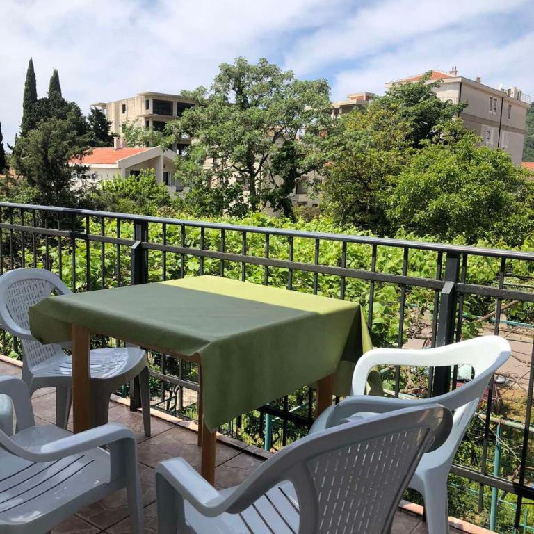 Apartmani Centar - One-Bedroom Apartment - 1